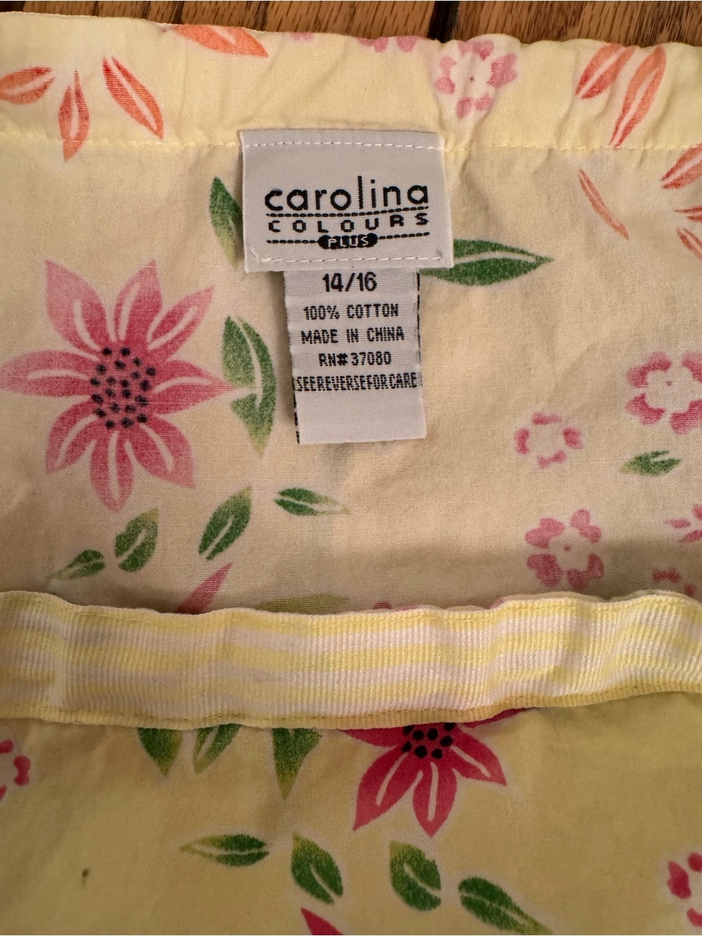 Vintage Yellow Floral A-Line Skirt with Pink & Green Blooms—100% Cotton - Picture 4 of 5